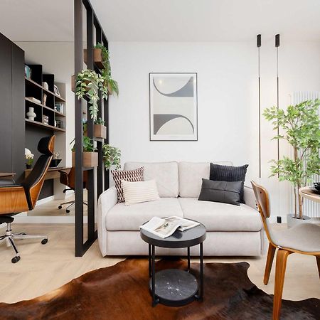 Apartment Sarmacka Wilanow With Parking, Sauna & Gym By Noclegi Renters Warschau Buitenkant foto